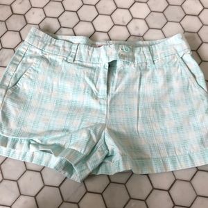 blue vineyard vines shorts with whale patterns